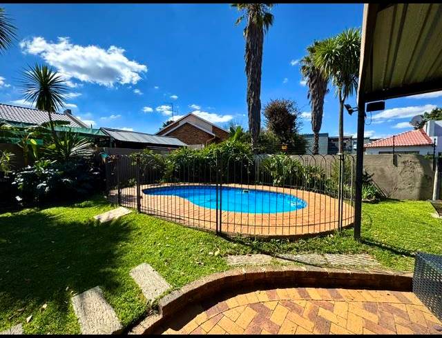 3 BEDROOM HOUSE FOR SALE IN SUNWARD PARK